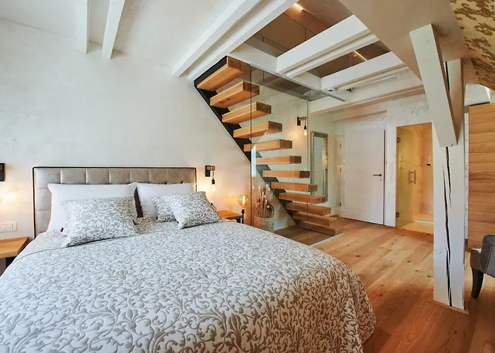 Hisa Ancka, Boutique Hotel & Maja Rooms